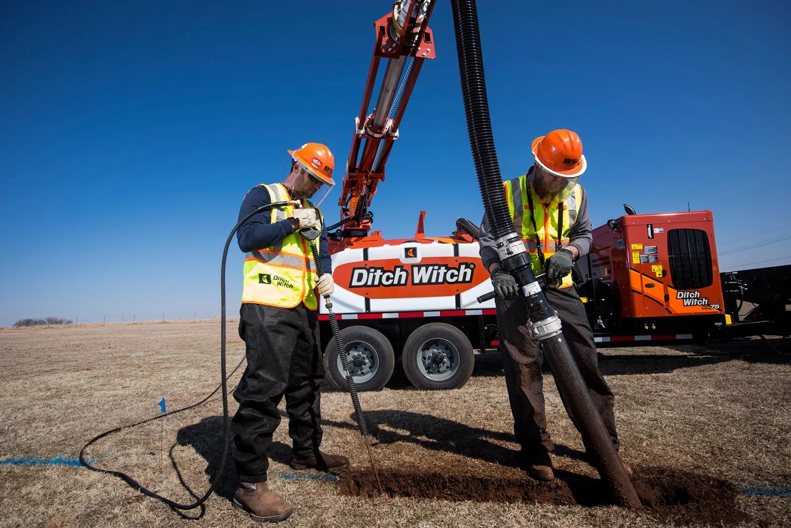 New  HX75 VACUUM EXCAVATOR at Papé DitchWitch West