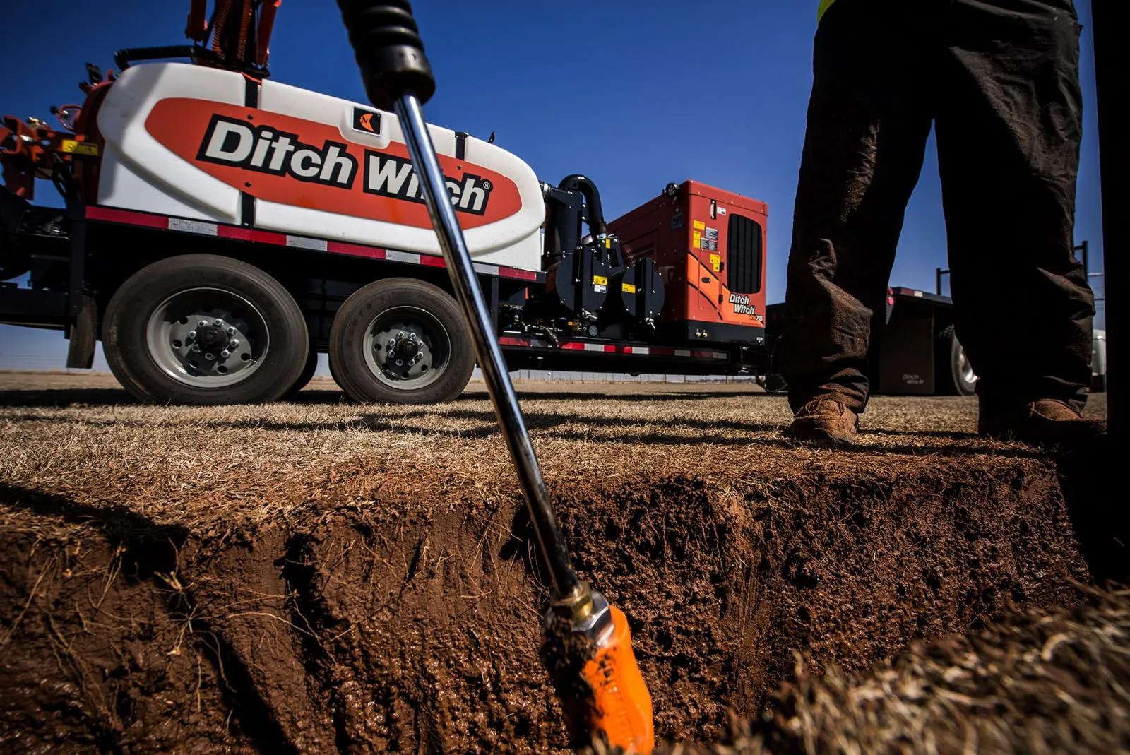 New  HX75 VACUUM EXCAVATOR at Papé DitchWitch West