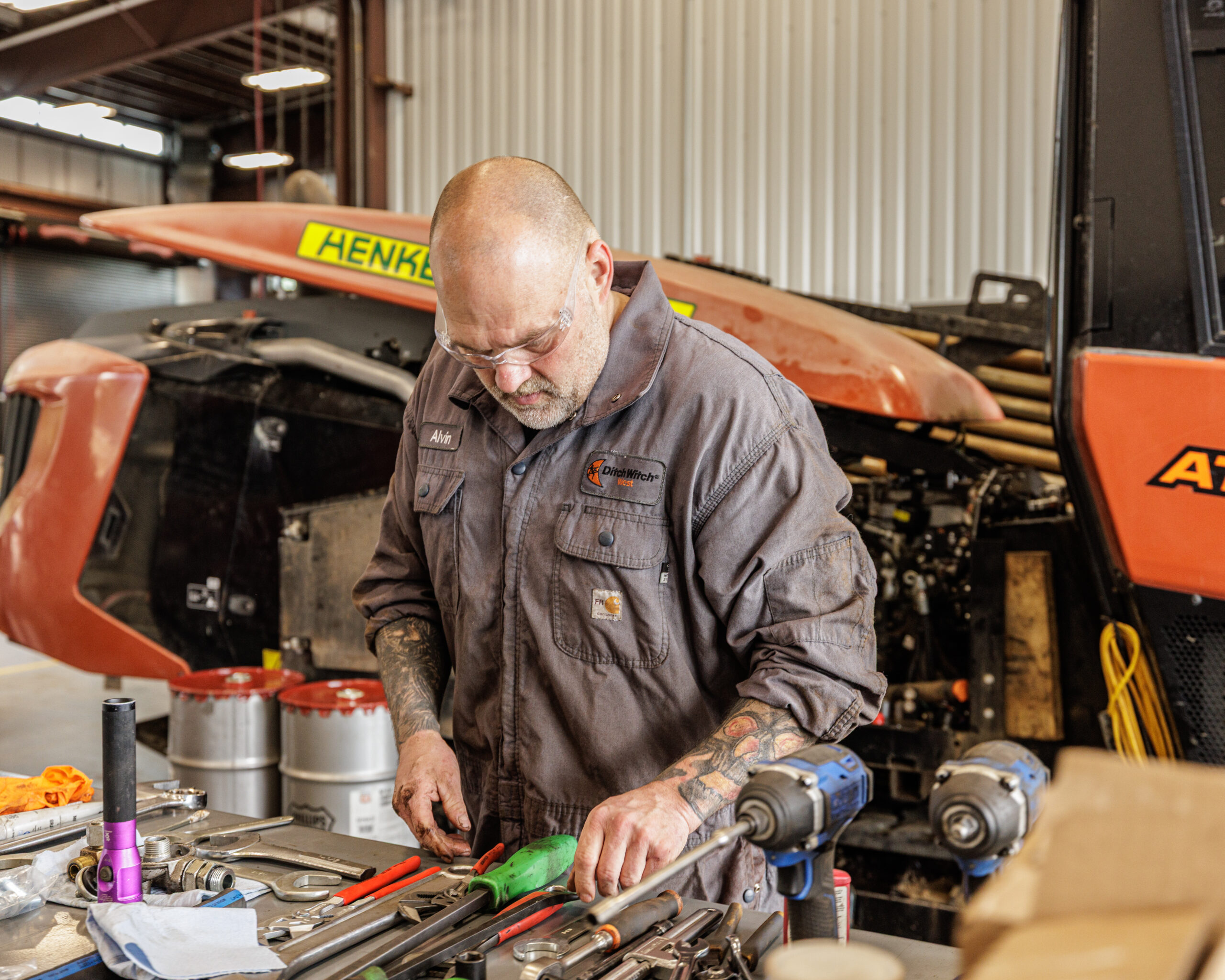 DWW service technician