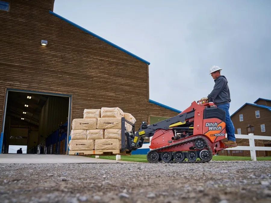 New  SK1000 MINI SKID STEER at Papé DitchWitch West
